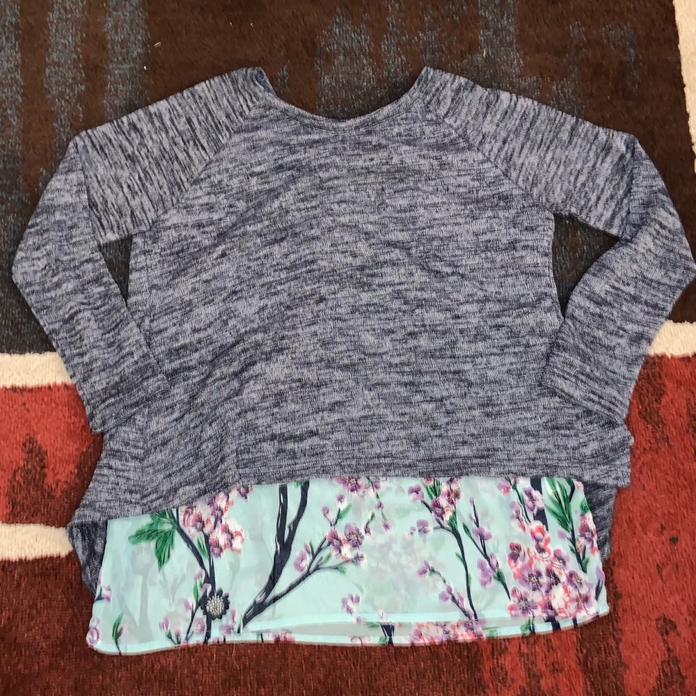 Miracle City flower two layer blouse